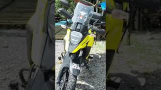 Adventure bikes; Suzuki Vstrom 250sx vs BMWR1200GS. #suzukivstrom250sx #bmwr1200gs