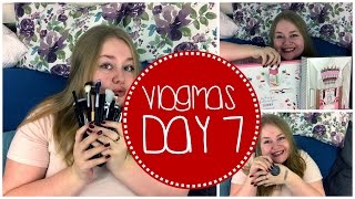 Vlogmas Day 7 2016 | Huge Makeup Brush Haul & Nasty Acne