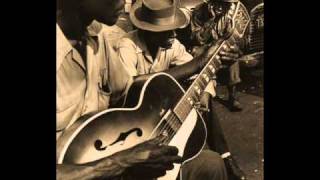 Homer Harris - Atomic Bomb Blues (1947) Muddy Waters On Guitar