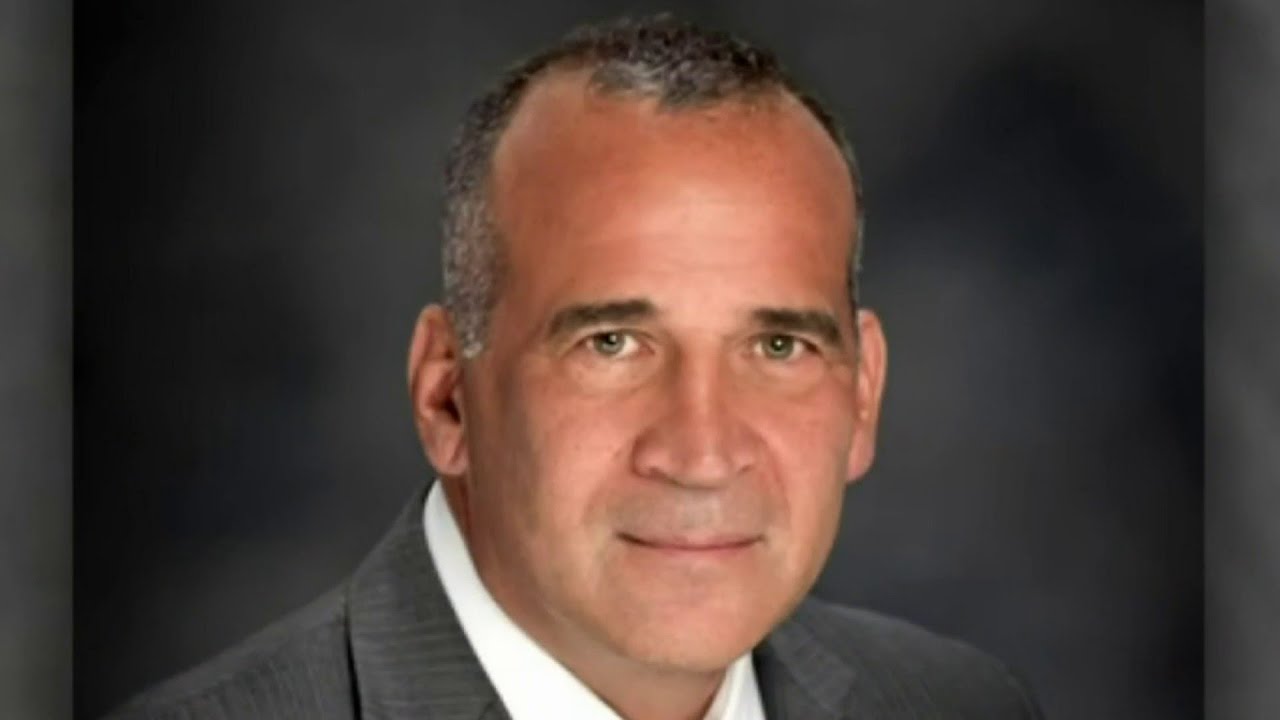 School board chaos at Farmington Public Schools leads to superintendent