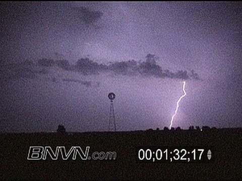 9/10/2000 Vivid Lightning video at night in Minnesota