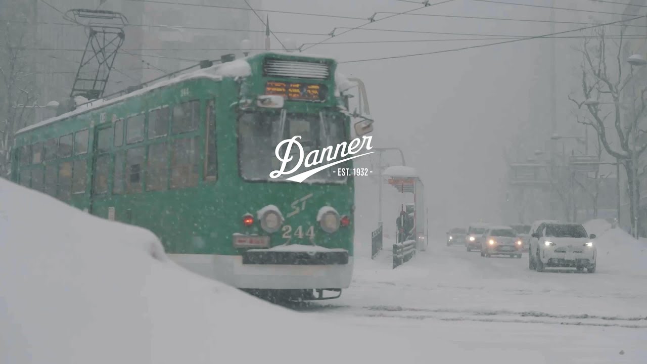 2025 AUTUMN / WINTER “GLACIER “