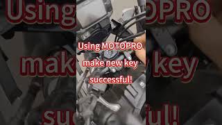 SUZUKI 250 all keys lost! Successfully programmed a new key using MOTOPRO! #locksmith #motorcycle