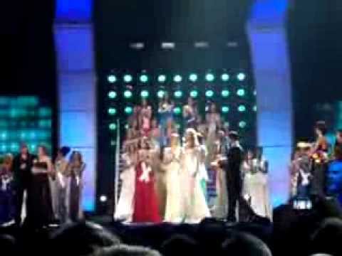 Ximena Navarrete México Crowned as Miss UNIVERSE 2010 Lupita Jones Tears of Joy