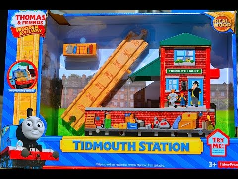 Thomas And Friends TIDMOUTH STATION 2014 Wooden Railway Toy Train Review By Mattel Fisher Price