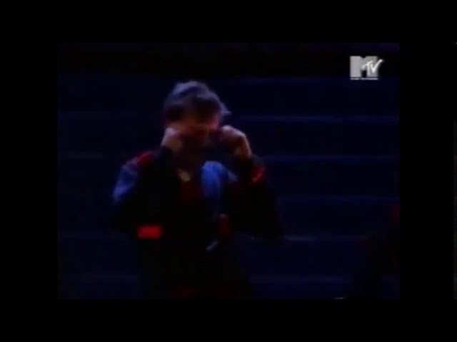 Fatboy Slim - Praise You - Live @ MTV Video Music Awards 1999