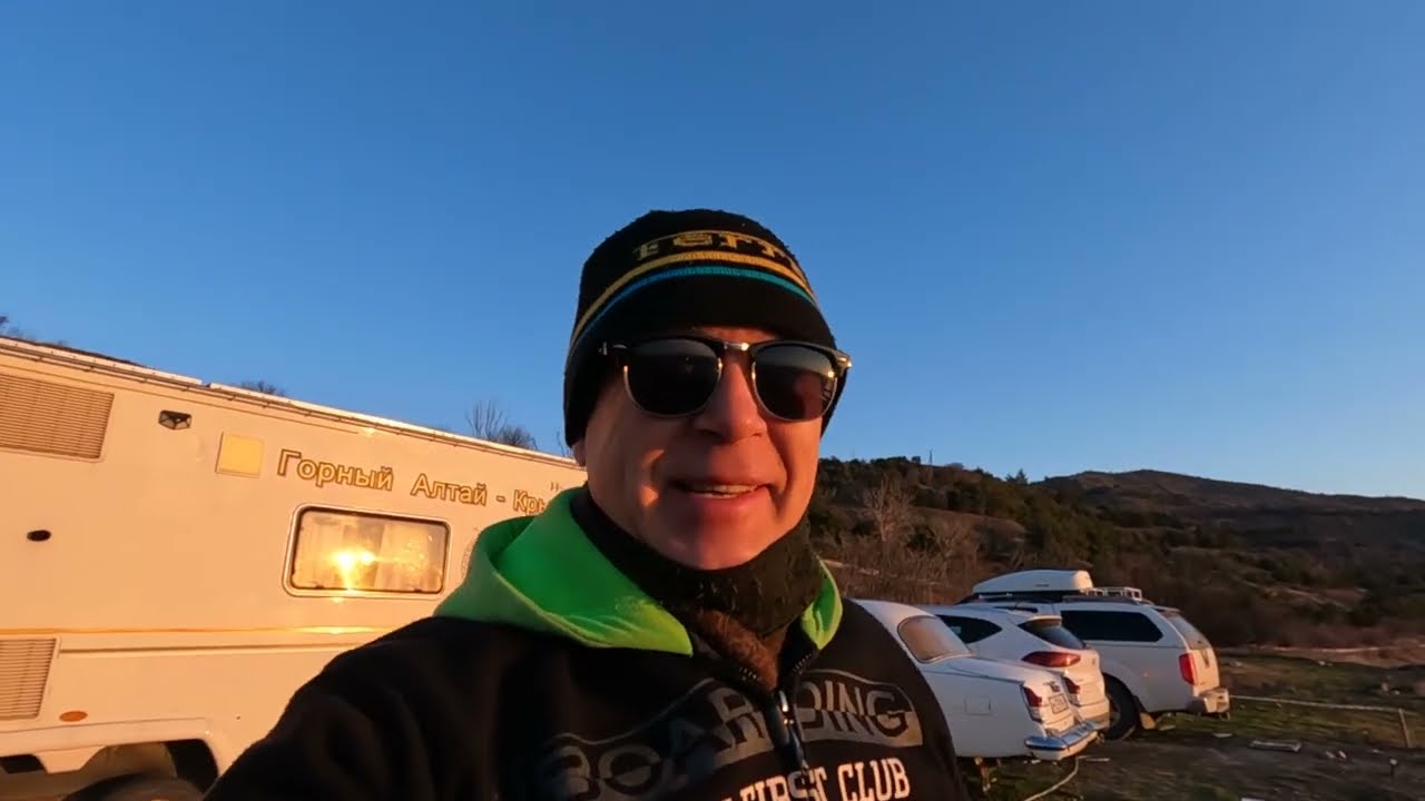 102 ч.  Жизнь в караване у моря