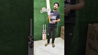 Sg klr blitz cricket bat available contact 9599602390