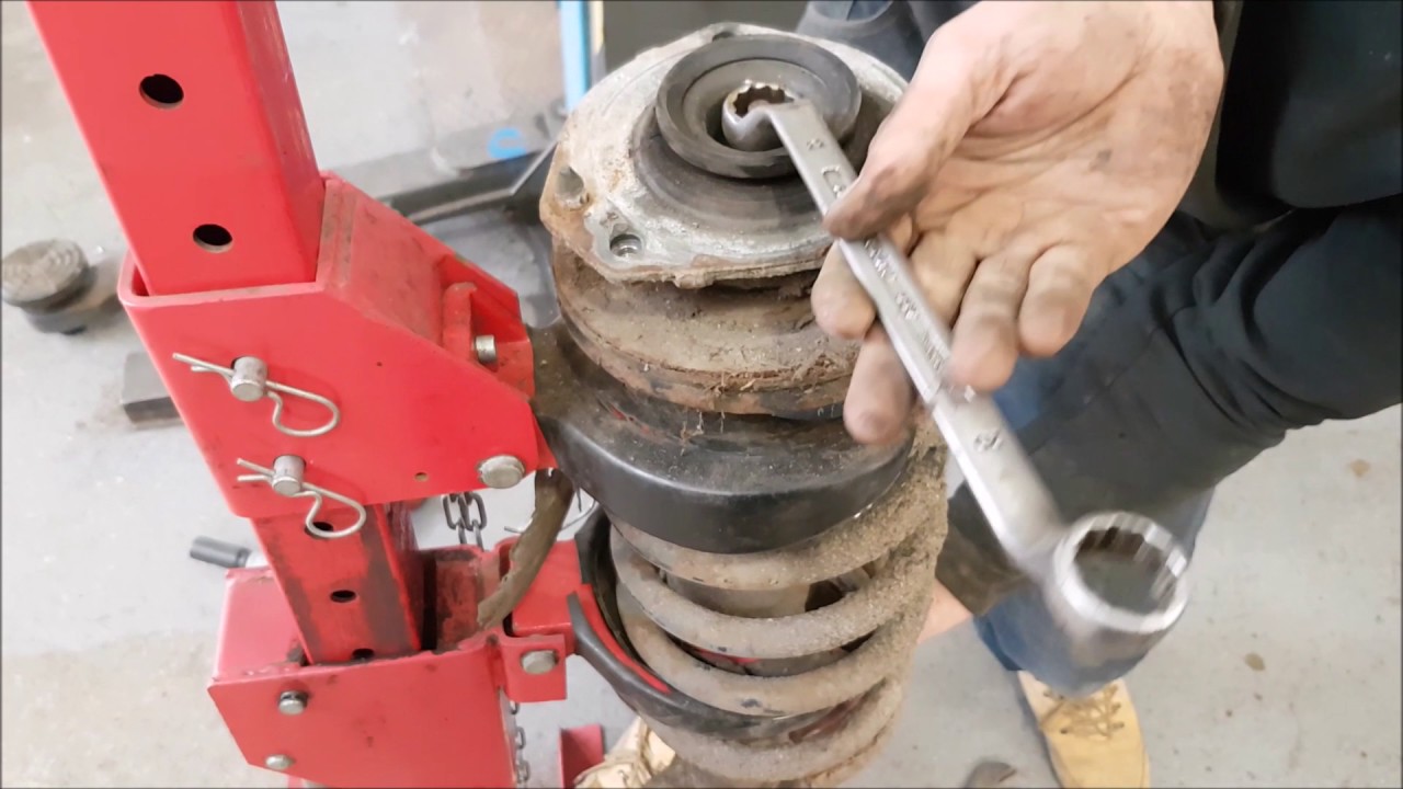 Update Fiat Ducato front strut and bearing removal replacement