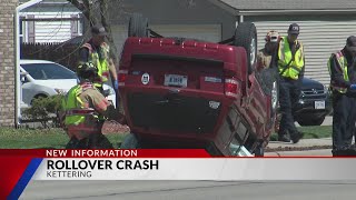 Crews respond to Kettering rollover crash
