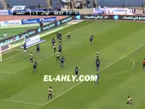 حسني عبدربه يسدد صاروخ وترتطم بالعارضة وتحرم اتحاد جده من التقدم