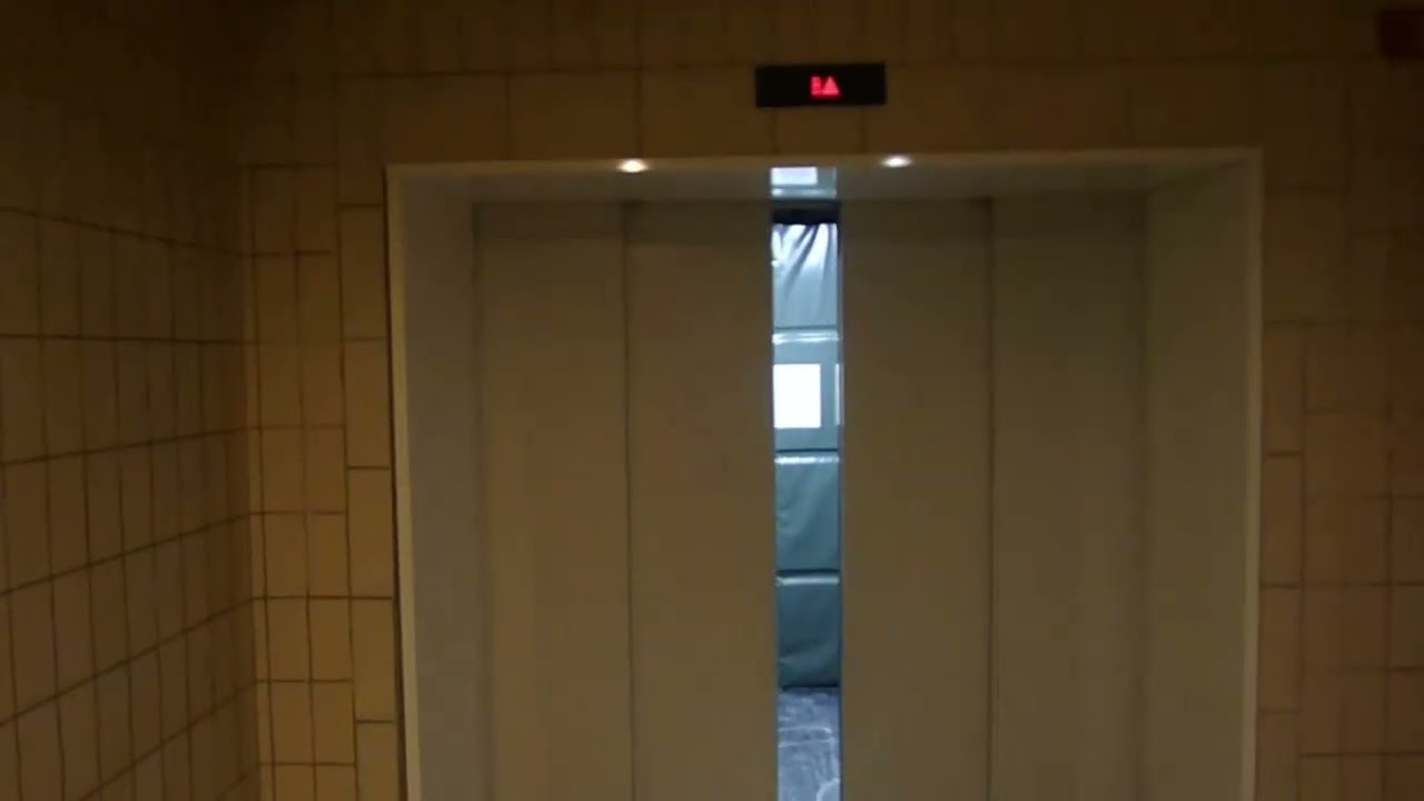 Schindler 5500 replaced from R-series 1988 at Subang Parade Lift lobby 1 Movie RD