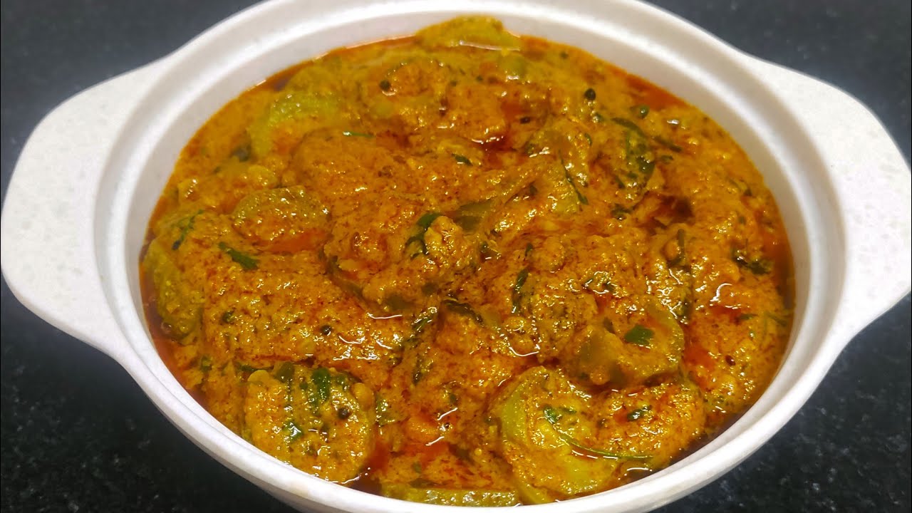 అన్నం చపాతి రోటిలో కి ఇలా గ్రేవీ కర్రీ చేయండి...  | Ridge Gourd Gravy Curry | ManPa Kitchen 