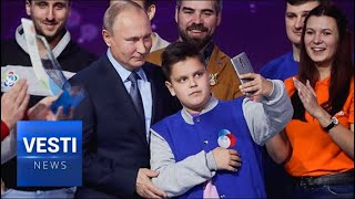 A Moving Moment: Putin Addresses Russia’s Eager Youth at 2018 Volunteer Awards Ceremony