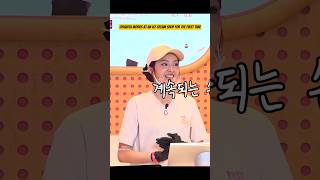 CHIQUITA Works at an Ice Cream Shop for the First Time #Workdol #チキータ #치키타 #chiquita #워크돌 #shorts