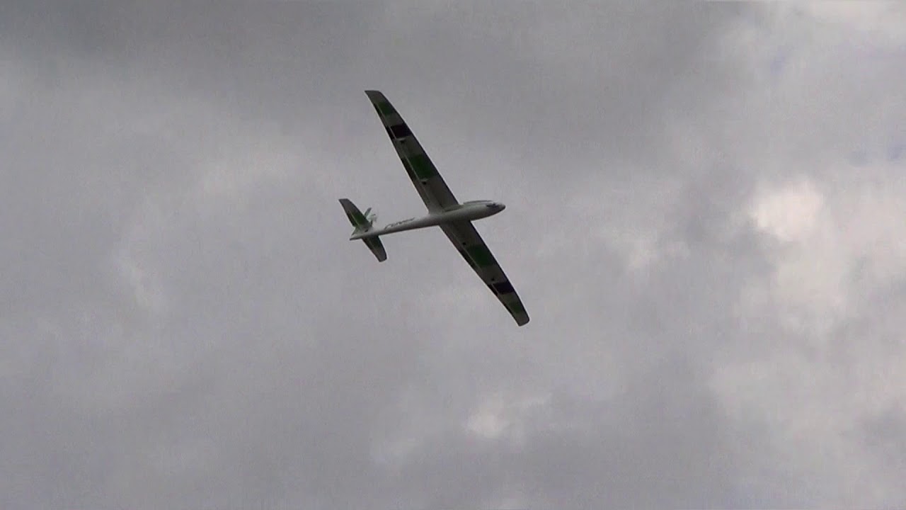 Eberhard mit dem "Funray" von Multiplex