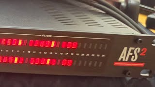 DBX AFS2 advanced feedback suppression - YouTube