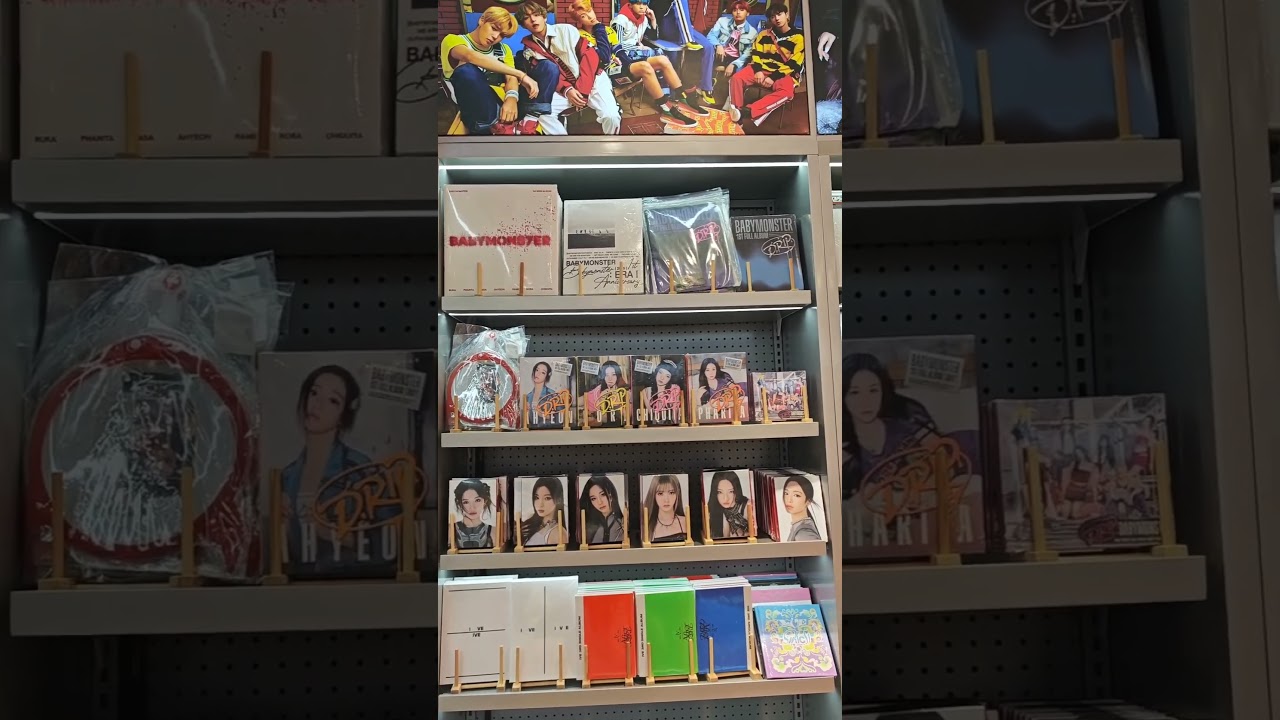 A store dedicated to all your favorite K-Pop merch. Wow 😻 