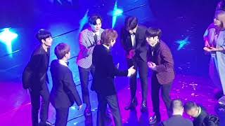 18.12.22 Lee Joon Gi with A.C.E @#nightofstars#