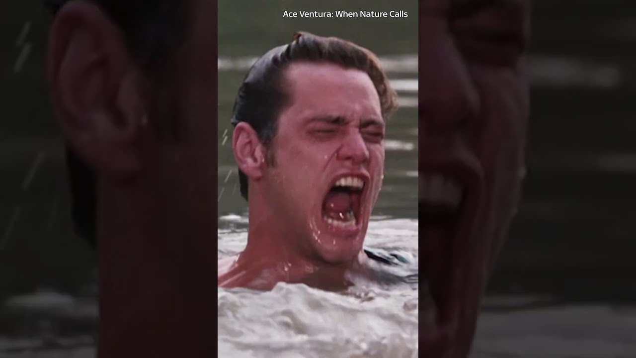 Jim Carrey being the KING of physical comedy 👑 #AceVentura #shorts