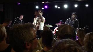 Video thumbnail of "Controversy by Prince covered by Low Cut Connie"