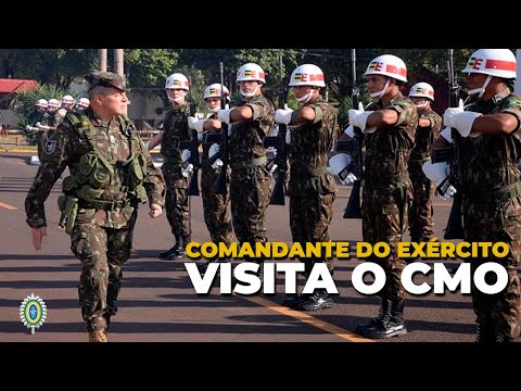 Vídeo: Foi nomeado comandante-em-chefe do exército colonial?