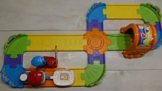 Download Lagu Toet Toet Auto's Treinbaan MP3