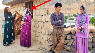 Download Lagu Ali and Masoumeh's romantic meeting and Mahtab's advice to Alia to buy a house MP3 Download Lagu Ali and Masoumeh's romantic meeting and Mahtab's advice to Alia to buy a house MP3