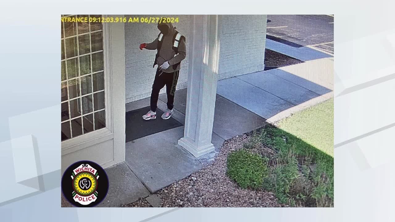Photos of suspect from bank robbery near Maple and West Street - YouTube