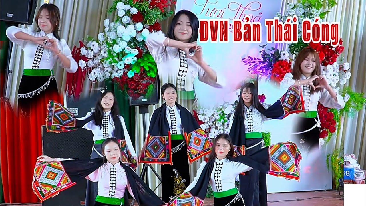 Семейные танцевальные коллективы отпраздновали новоселье в деревне Бан Тай Конг, коммуна Тхуан Чау.