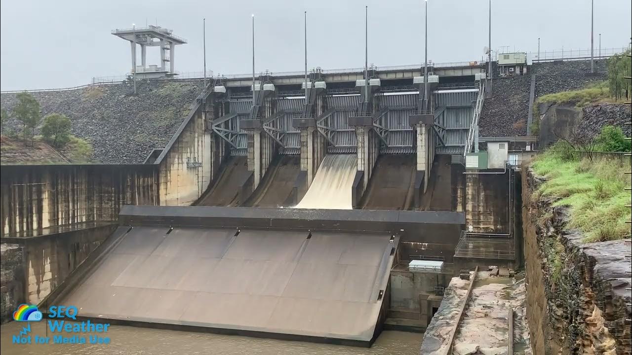 Wivenhoe Dam opening on the 11 05 2022 YouTube