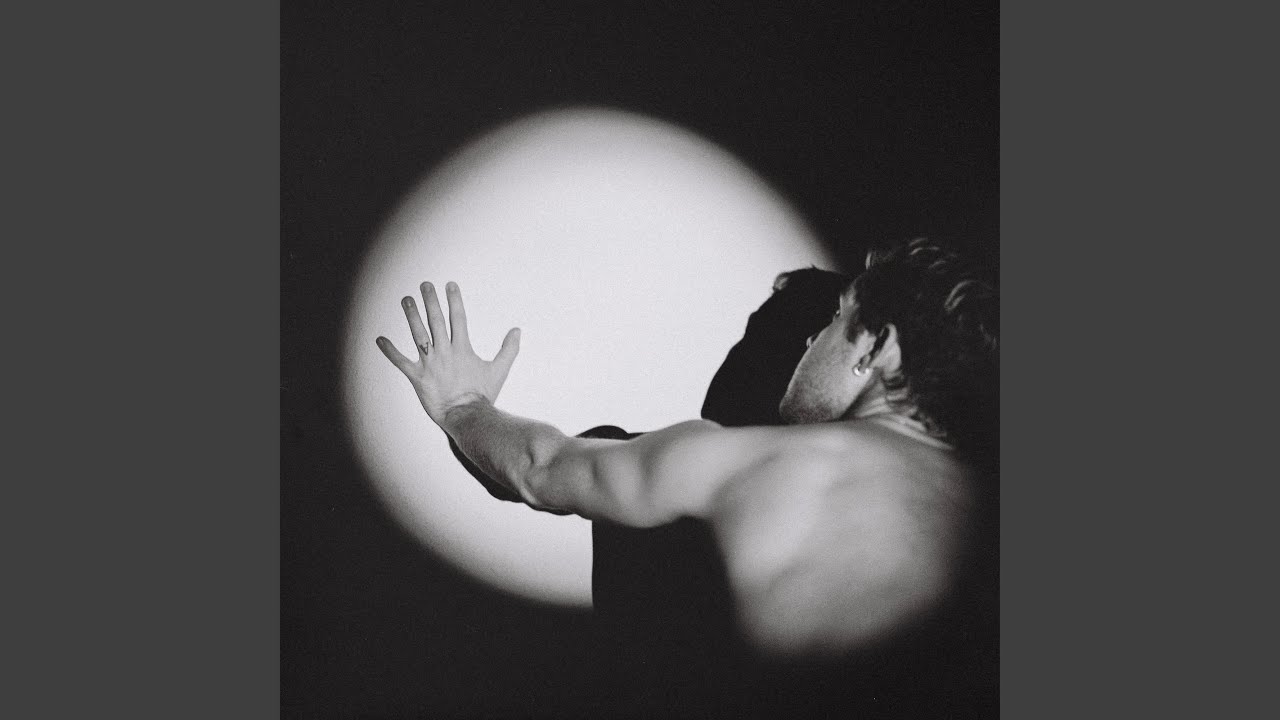 在 YouTube 上观看 FOREVER 在 YouTube 上观看 FOREVER