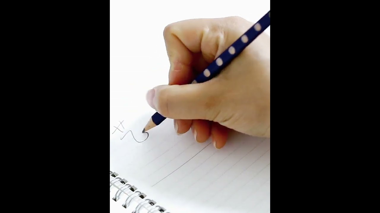 Lyra карандаши