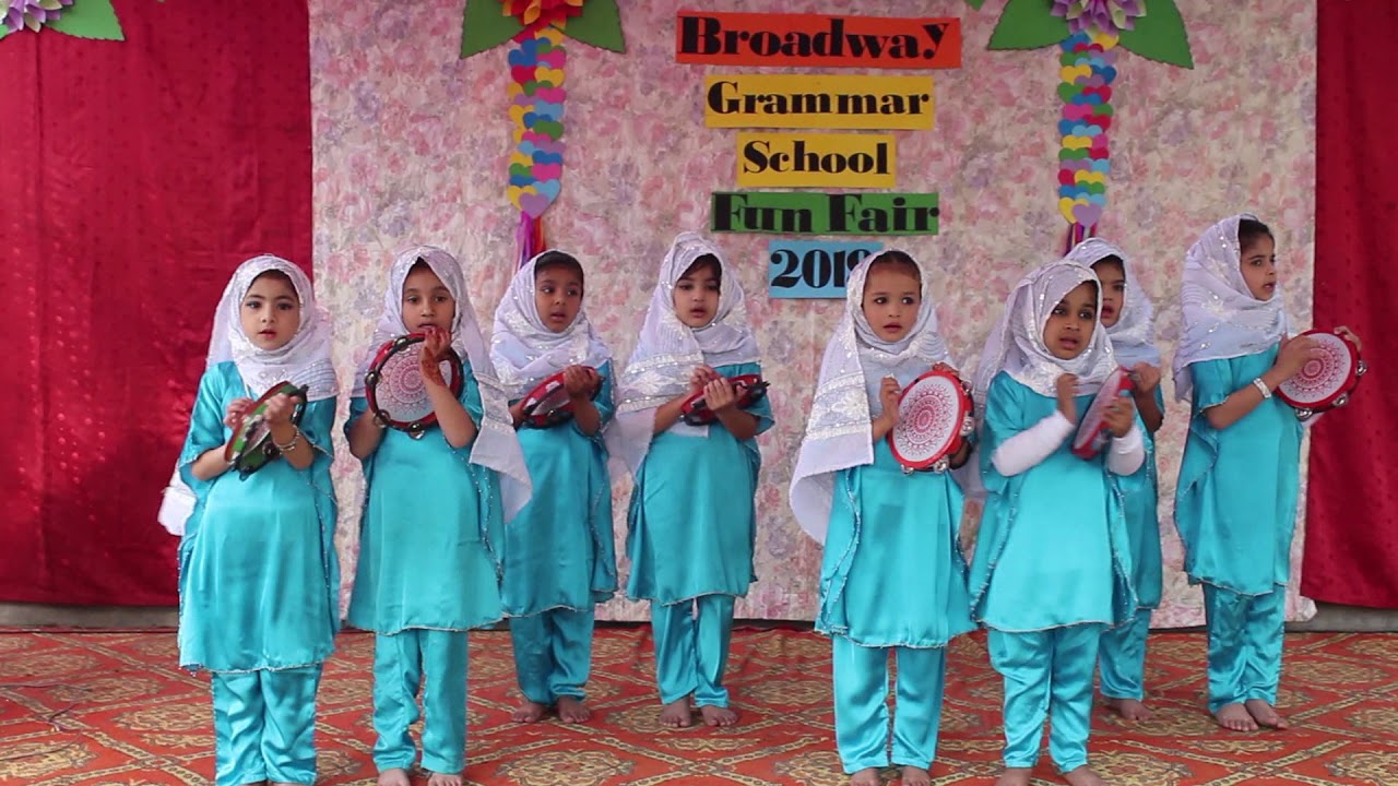 Naat Performance By Little Girls