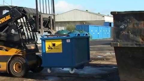 Auto dumping Containers