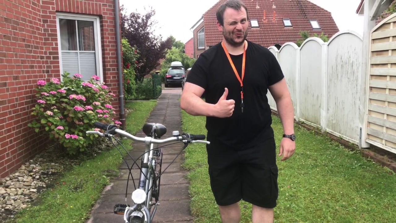 New Fahrrad aufsitzen auf zwei eleganten Wegen Herrenrad aufspringen und absitzen Herrenbike Anleitung