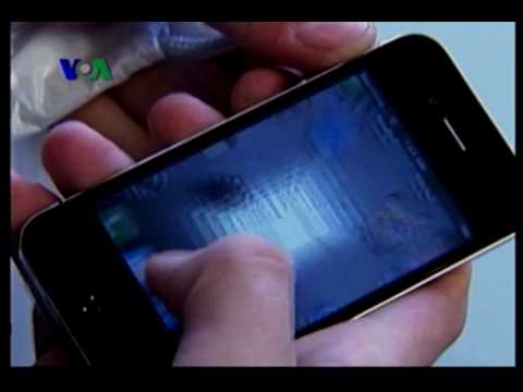 iPhone 4 Sukses, tapi Persaingan Tetap Ketat - VOA...