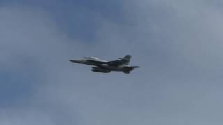F18 Flyover Anzac Day Hervey Bay 2017