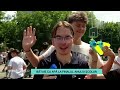 Stirile Kanal D - Bataie cu apa la finalul anului scolar! | Editie de pranz