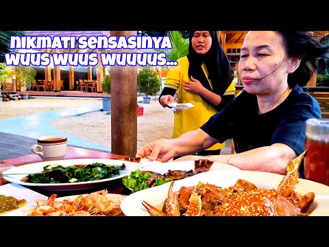 Jangan lihat harganya, nikmati sensasinya💥Seafood pantai kelapa Tuban