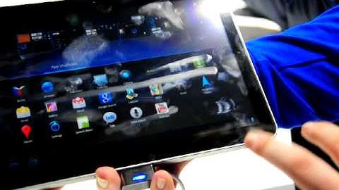Samsung Galaxy Tab 10.1 Demo - Running on Android 3.0 (Honeycomb) OS