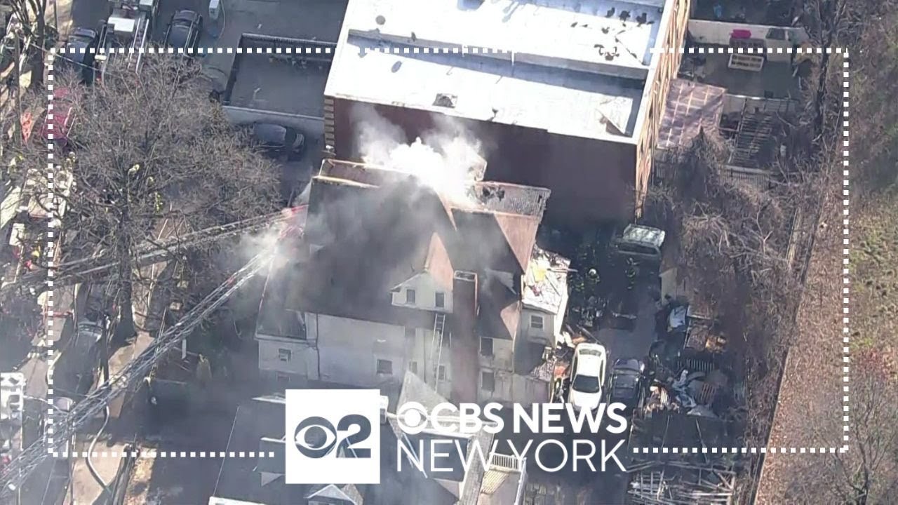 FDNY battles 2-alarm house fire in the Bronx - YouTube
