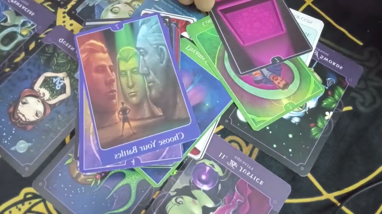 اختر كارت تفاصيل انطباعه عن شخصيتك مشاعره وحديثه السرى عنك بين الماضى والحاضر وماذا يريد منك/علاقتكم