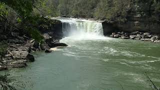 Kentucky&#39;s Cumberland Falls in April 2023 - 5