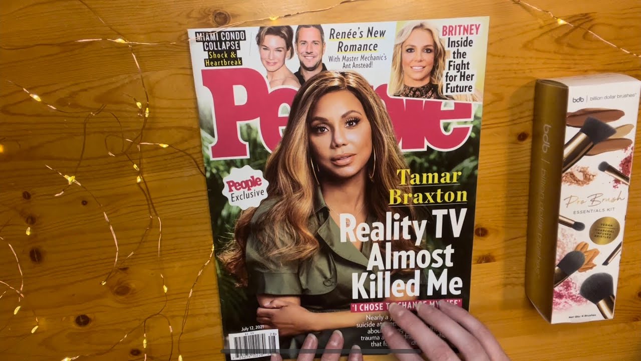 [ASMR] Magazine tracing while eating a snack (Soft Spoken)