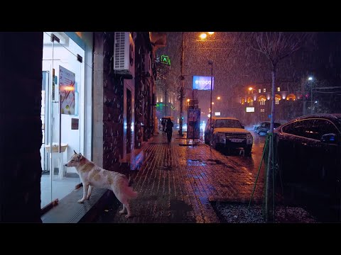 Winter Returns in Yerevan: Night Walking Tour during a Snowy Cascade | Снег в Ереване весной.