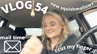 Squish Mail, Cut Finger, Ootd & Girls Day With My Momma Vlog 54