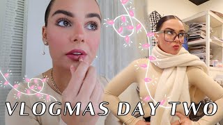 VLOGMAS DAY 2: Get Ready with Me to Work at My Moms Boutique - BTS || EJB