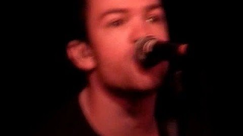 Sum 41 - In too deep - Live - 2002