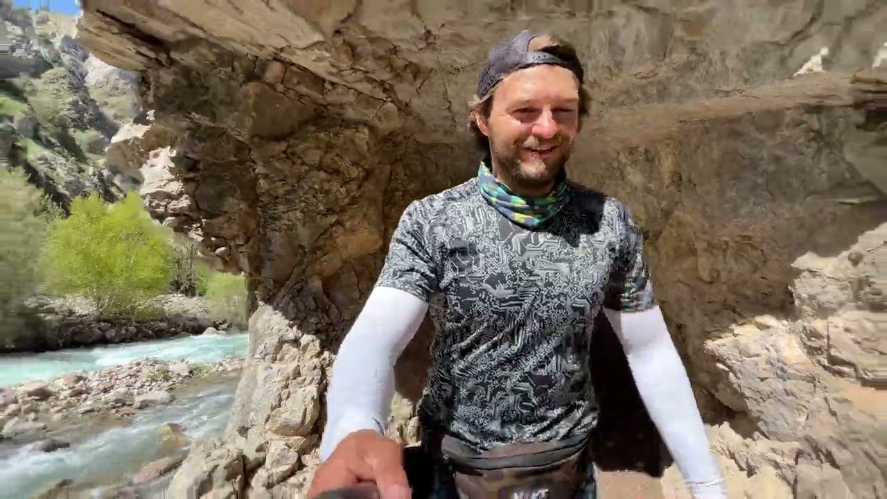 Маршрут Бричмула-Коксу - Коксуйская щель - озеро Кичнинкуль (Солнечный Узбекистан 2023)